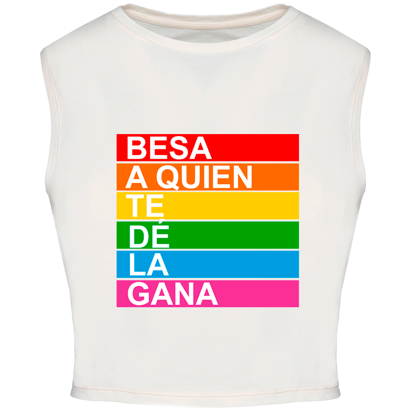 Camiseta 'Besa a quien te dé la gana'